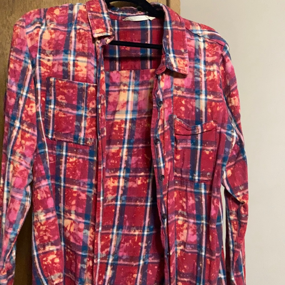 Women’s shirt